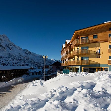 Hotel Delle Alpi ปัสโซเดลโตนาเล ภายนอก รูปภาพ