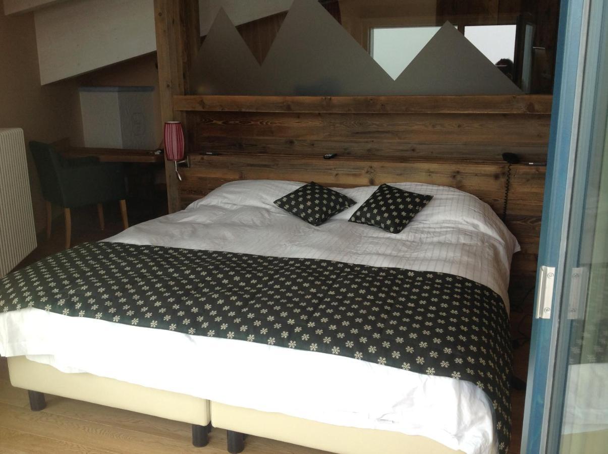 Hotel Delle Alpi ปัสโซเดลโตนาเล ภายนอก รูปภาพ
