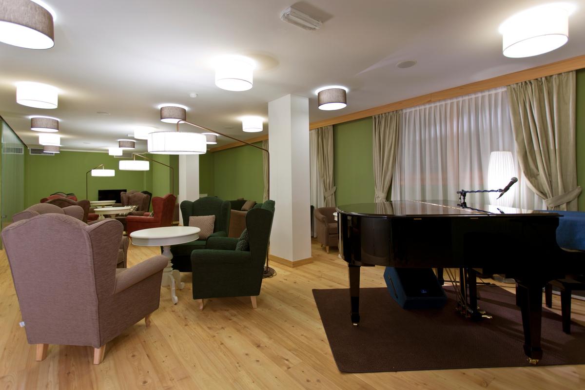 Hotel Delle Alpi ปัสโซเดลโตนาเล ภายนอก รูปภาพ